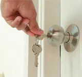 Ludlow KY Locksmith Store Ludlow, KY 859-444-6728 - 14-Unlock-Door